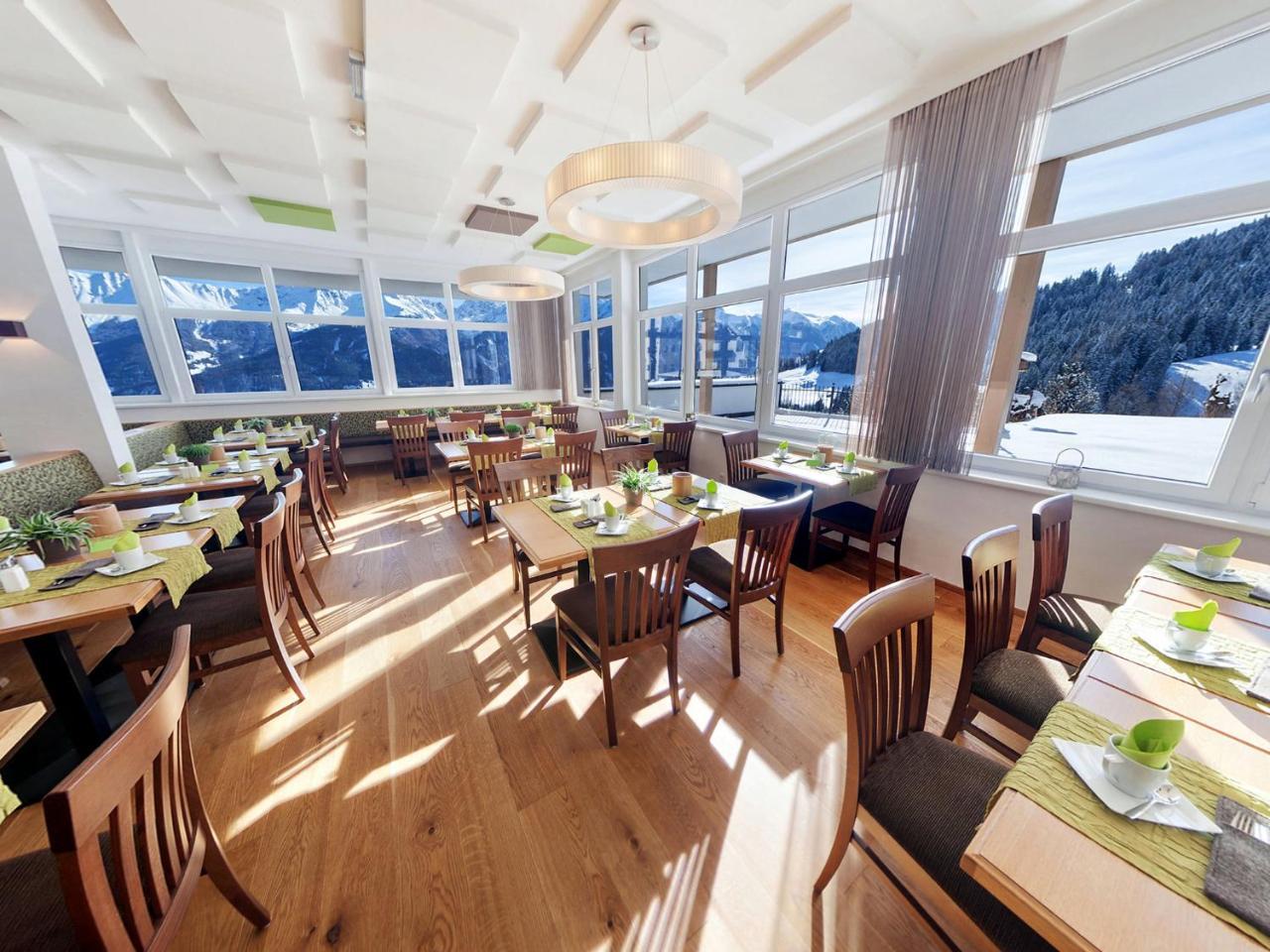 Natuerlich Hotel Mit Charakter Fiss Exterior photo