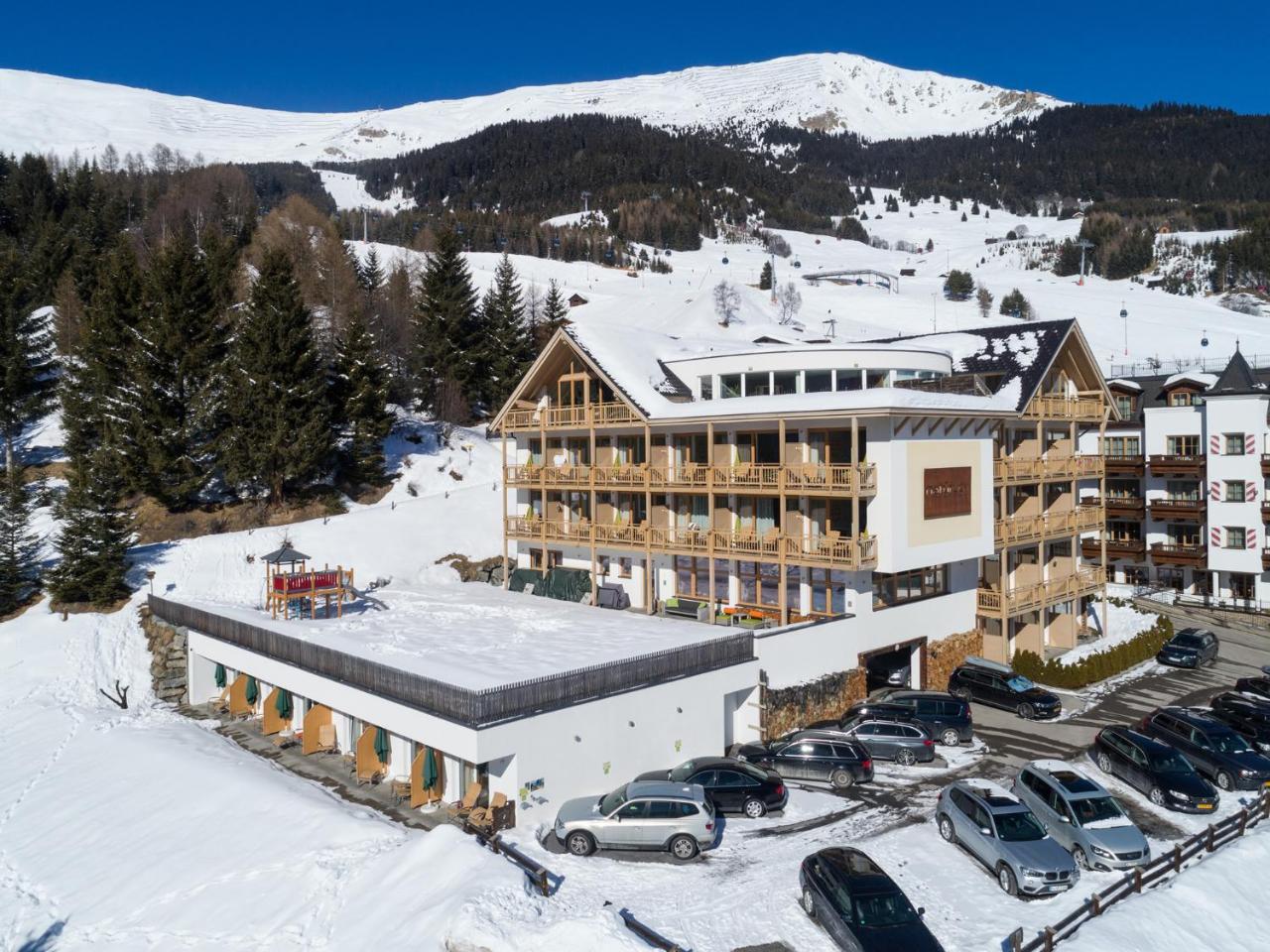 Natuerlich Hotel Mit Charakter Fiss Exterior photo